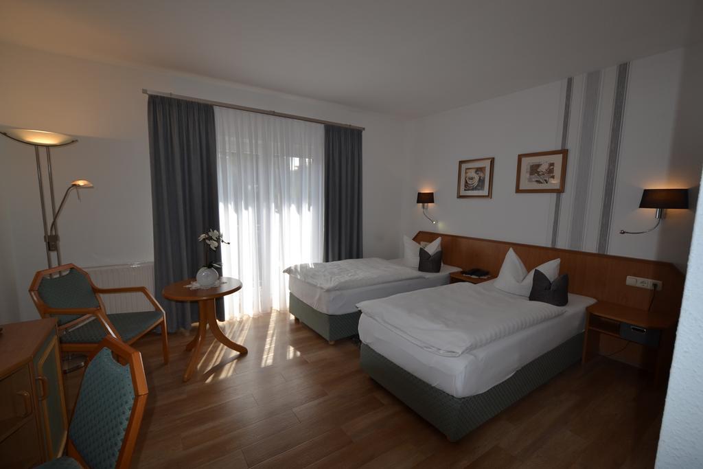 Hotel & Restaurant Zur Linde Freital Exterior foto